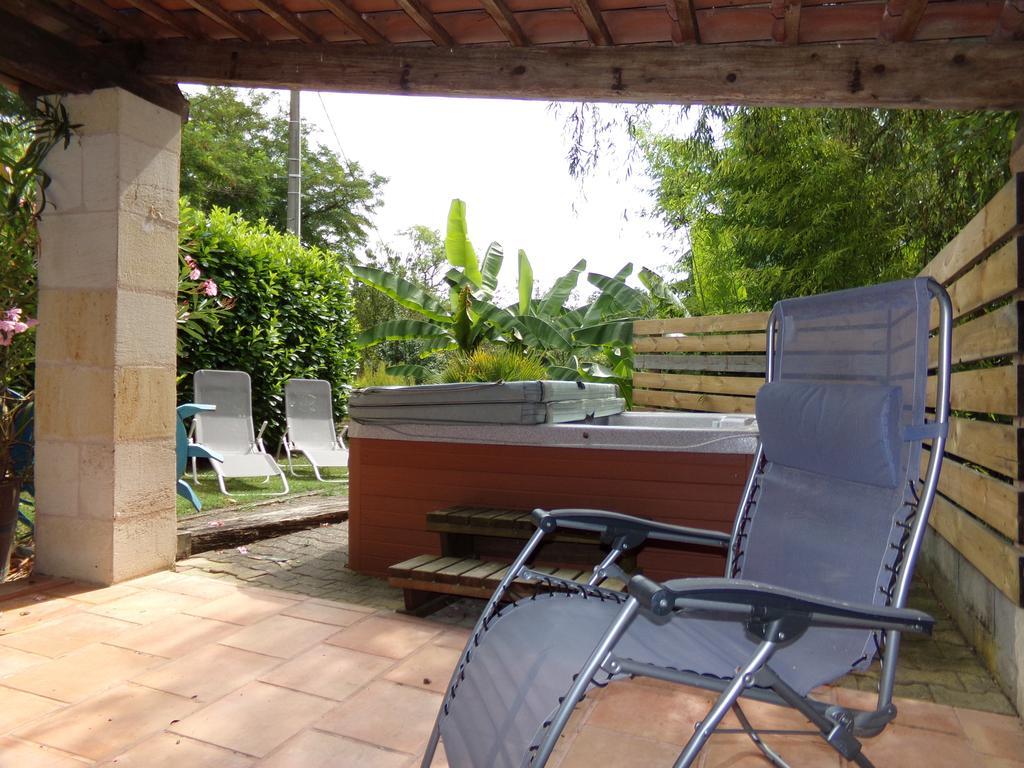 Domaine Capiet Bed and Breakfast Courpiac Exterior foto